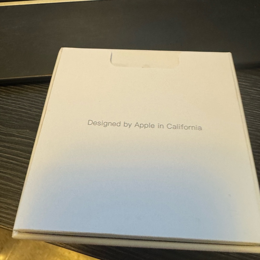 AirPod pros first generation - Picture 8 of 9